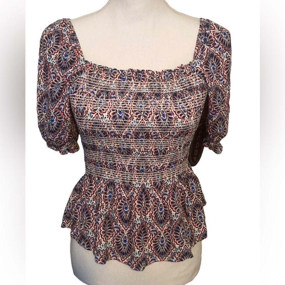 Scoop Smocked Puffed Sleeve Top Small